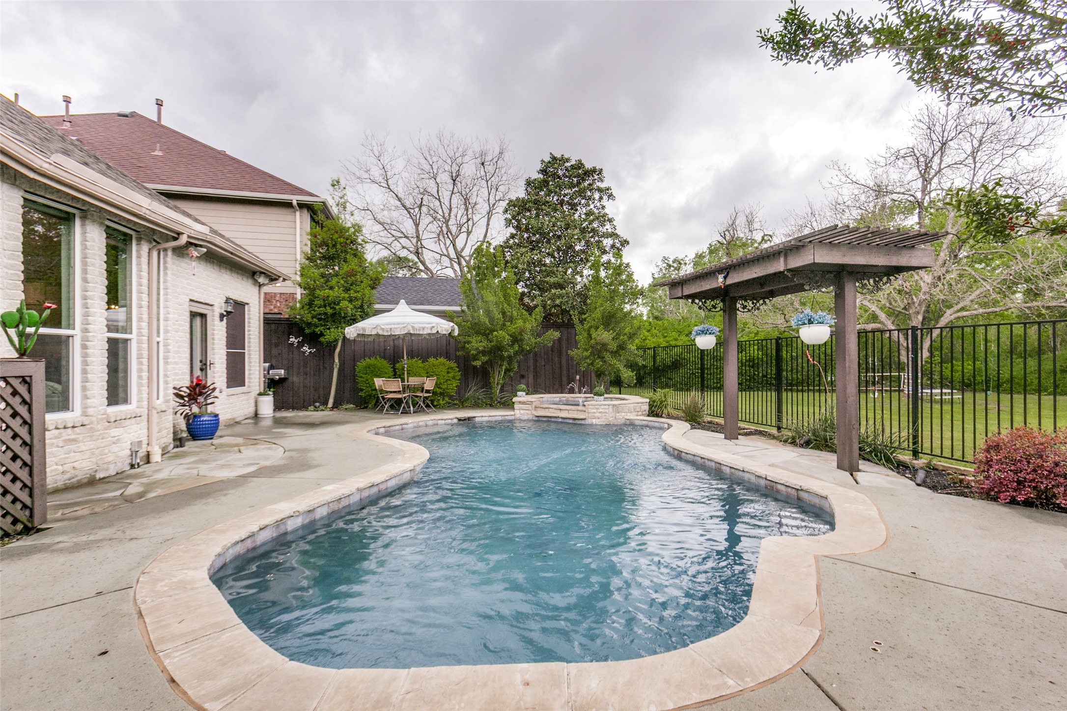 2148 Ash Grove Way Dallas TX 75228