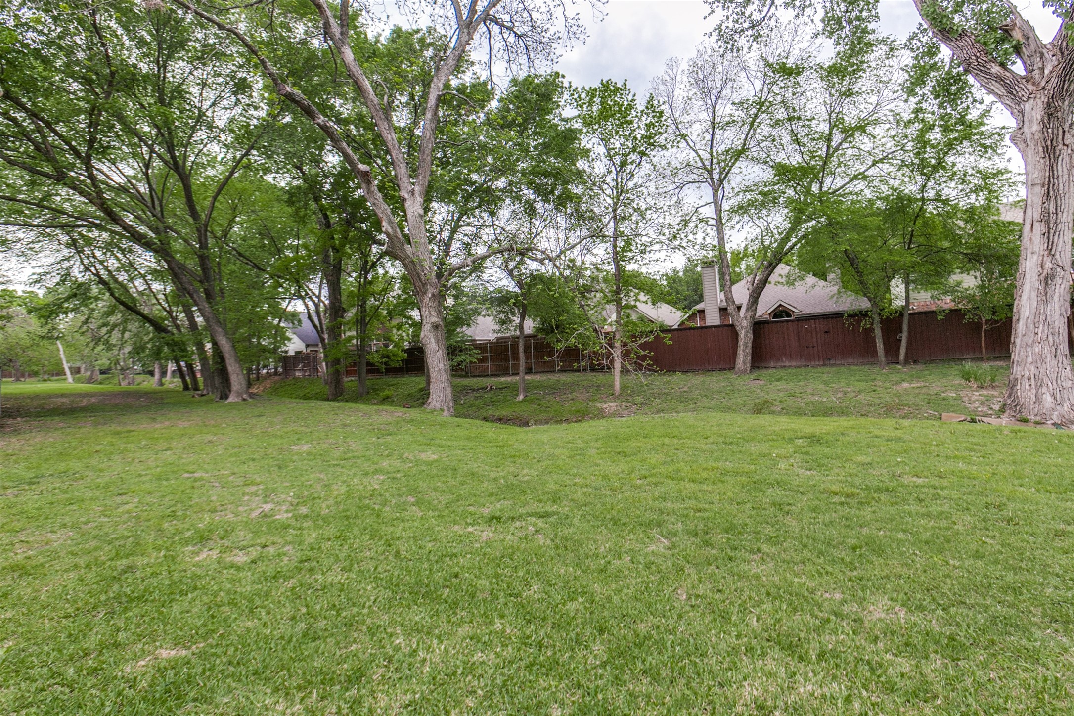 2148 Ash Grove Way Dallas TX 75228