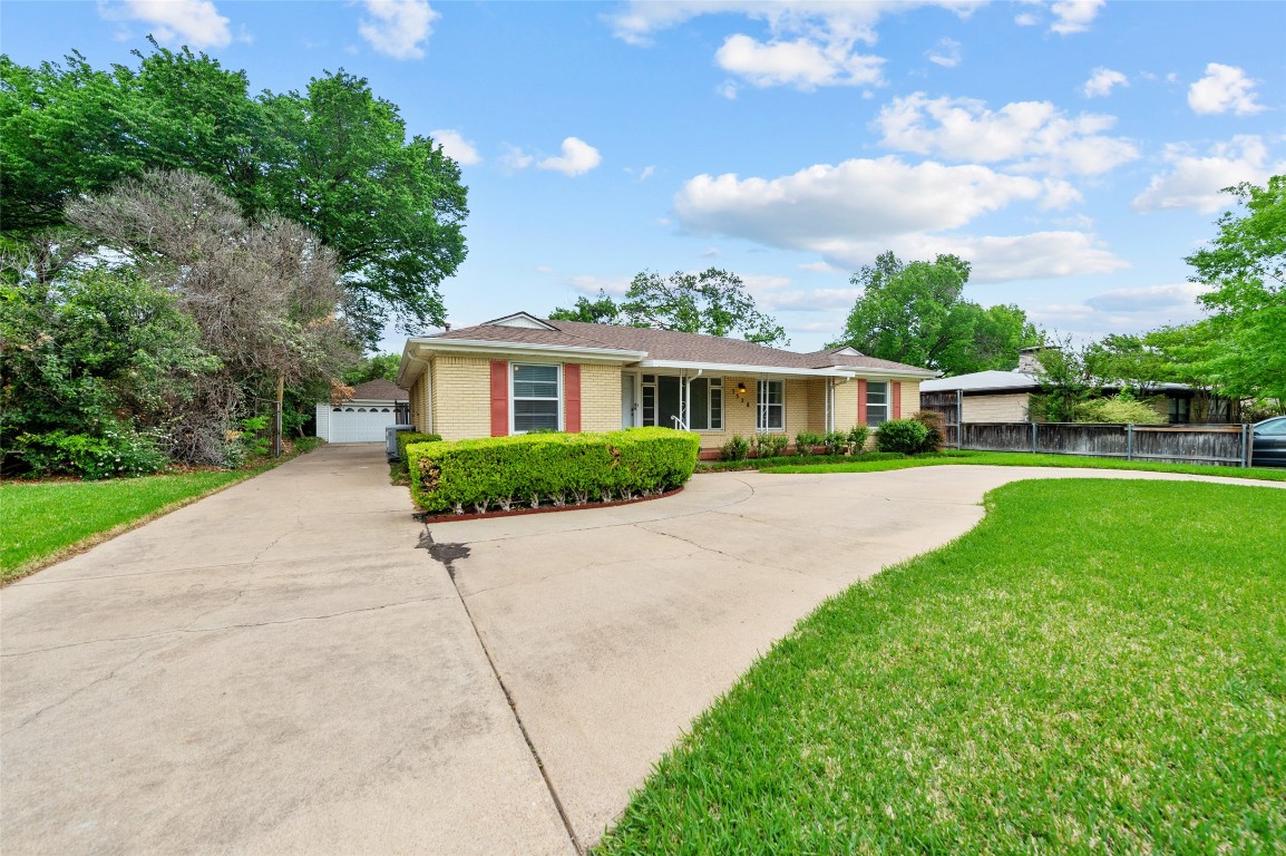 3528 Rashti Court Fort Worth TX 76109