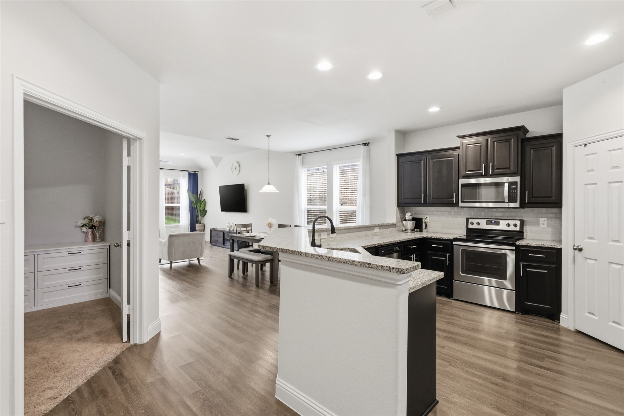 320 Hudson Court Kennedale TX 76060