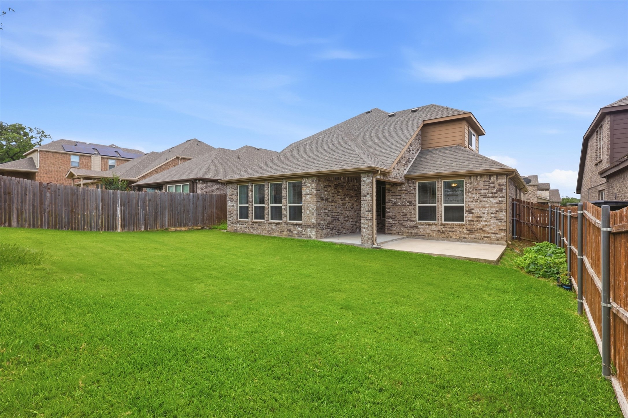 320 Hudson Court Kennedale TX 76060