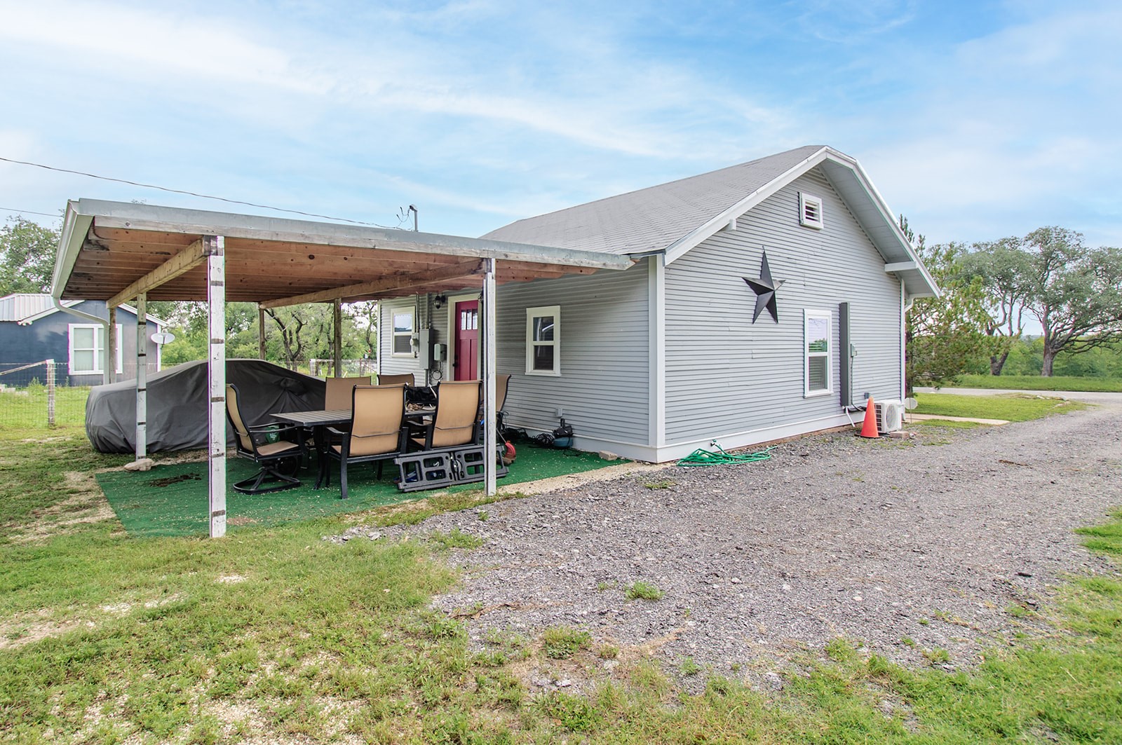 1804 S Oak Brady TX 76825