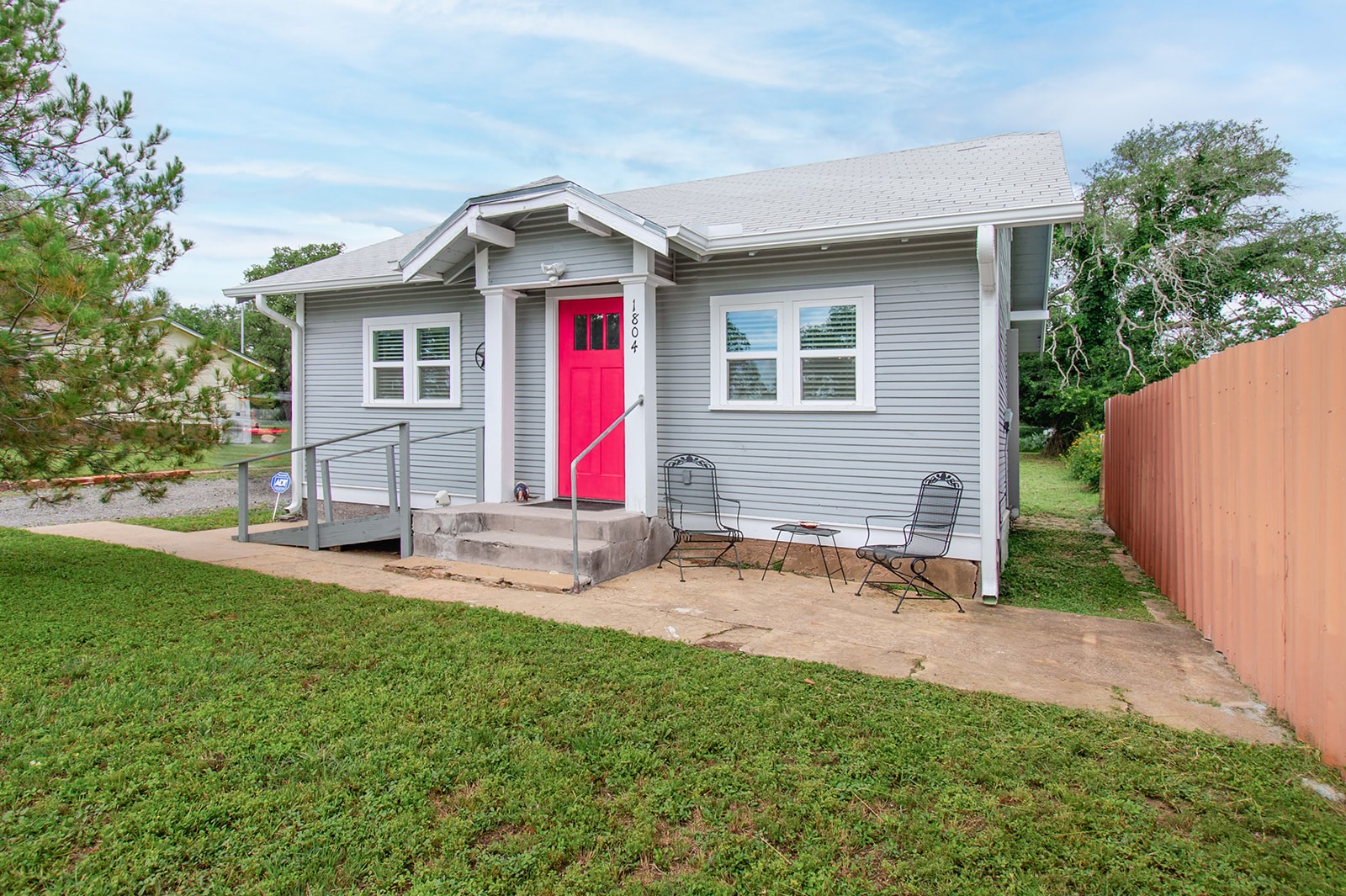 1804 S Oak Brady TX 76825