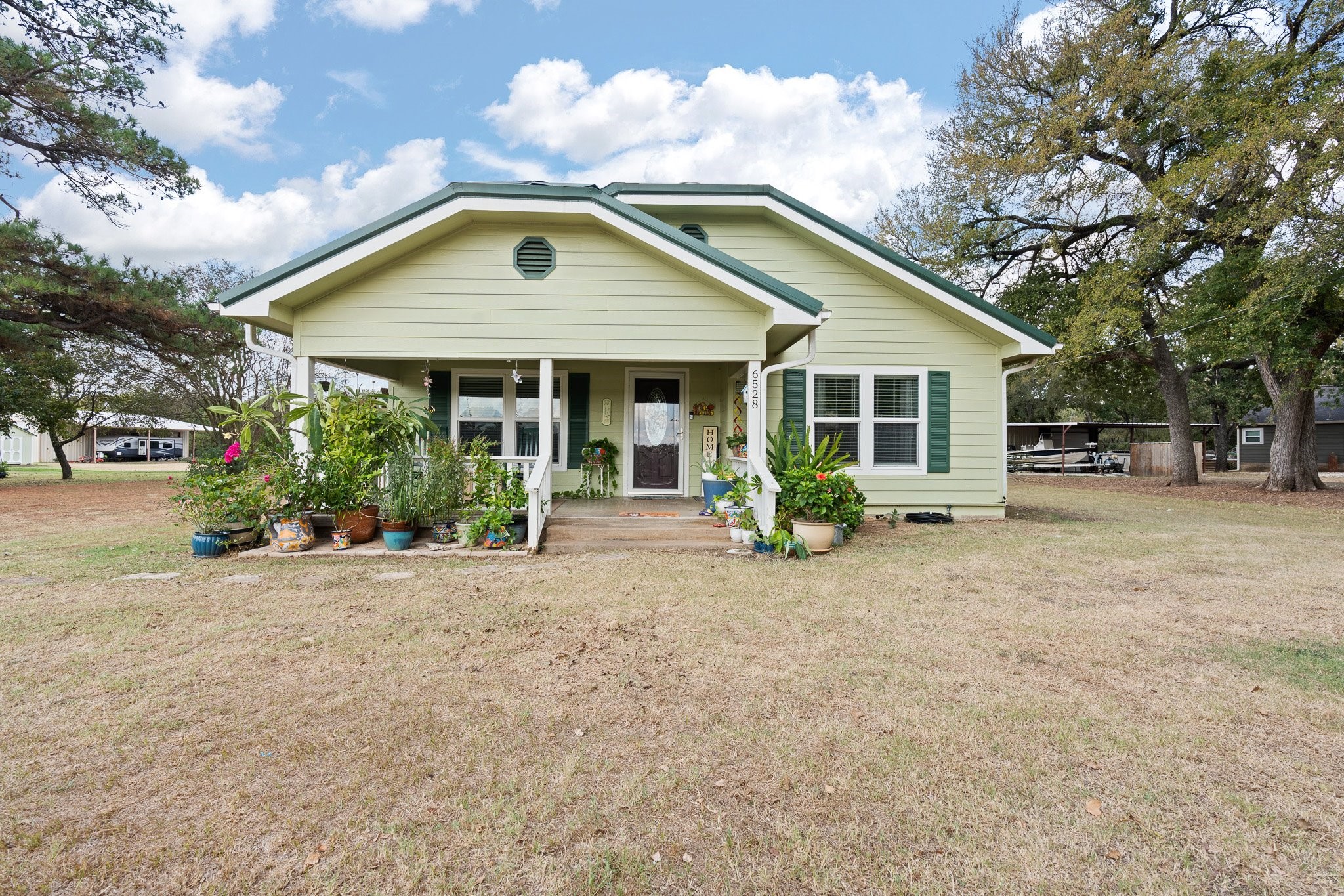 6528 County Road 401 Grandview TX 76050