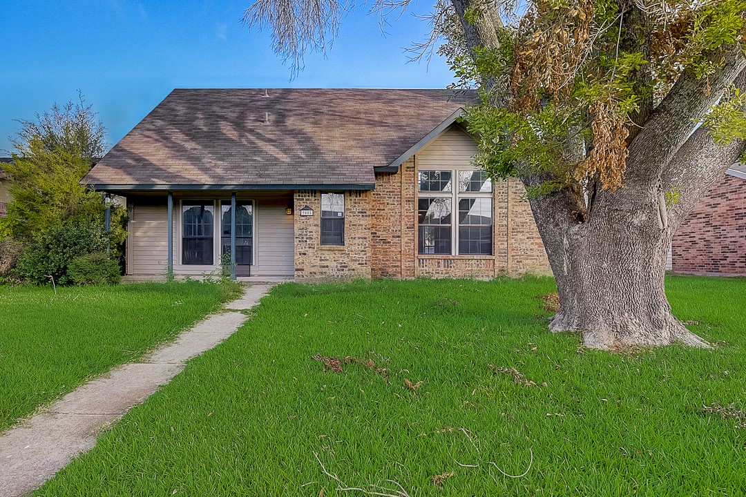 9405 Shearer Street Rowlett TX 75088