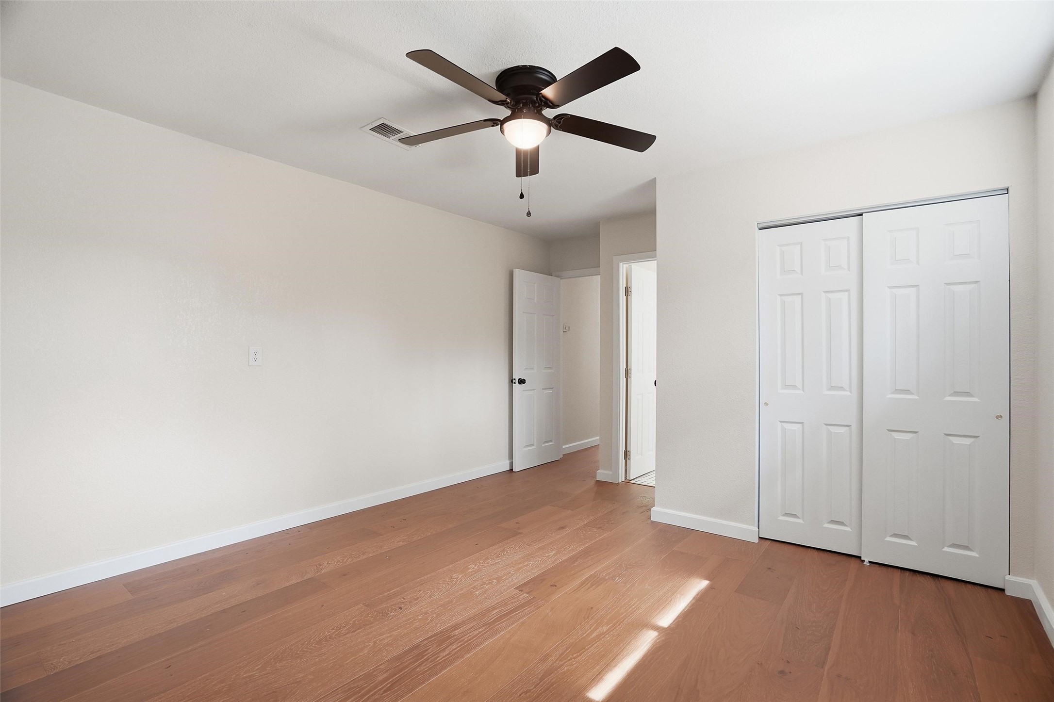208 Shoreline Drive Azle TX 76020