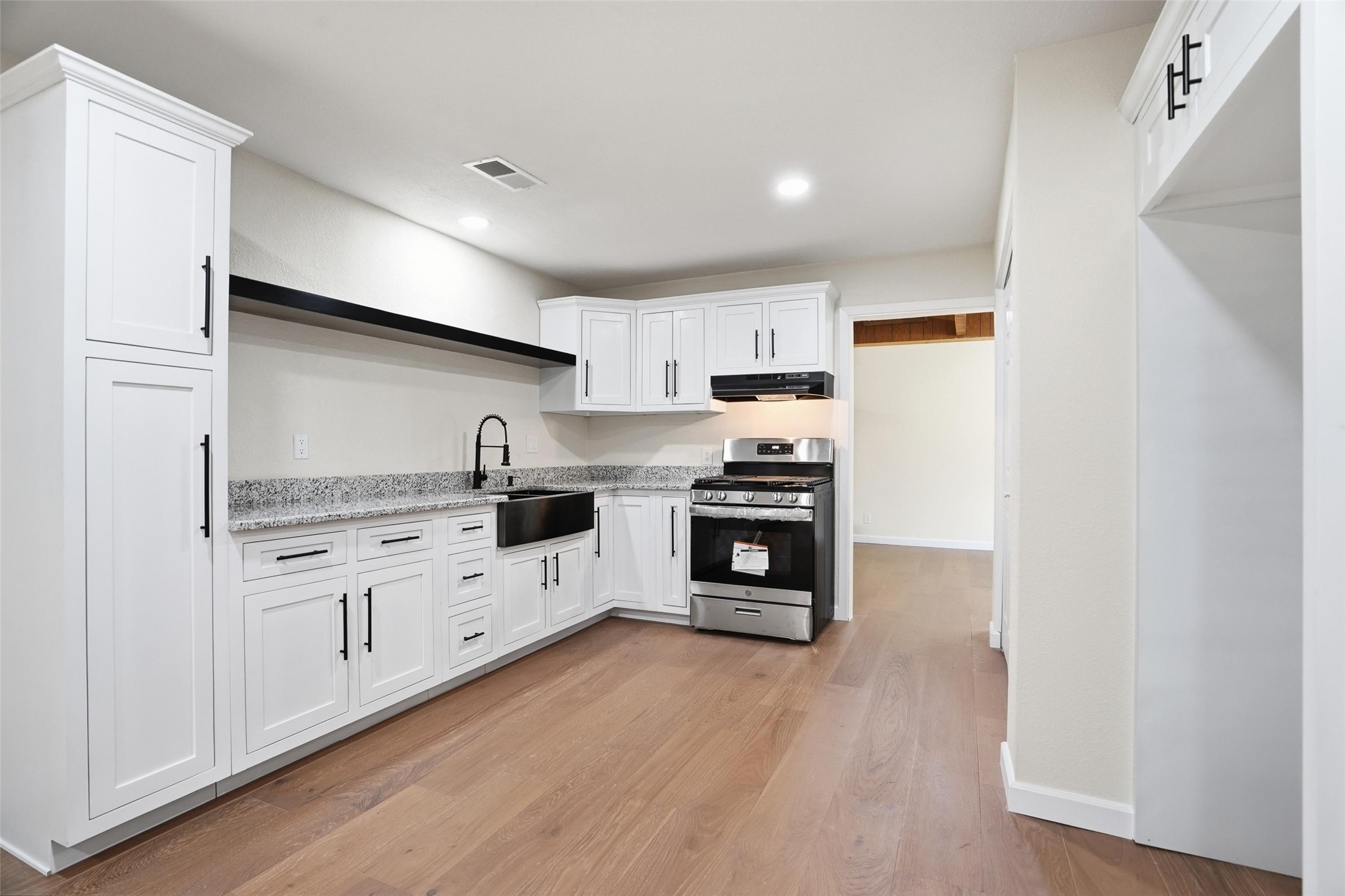 208 Shoreline Drive Azle TX 76020