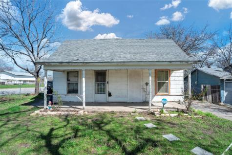 3222 NW Loraine Street Fort Worth TX 76106