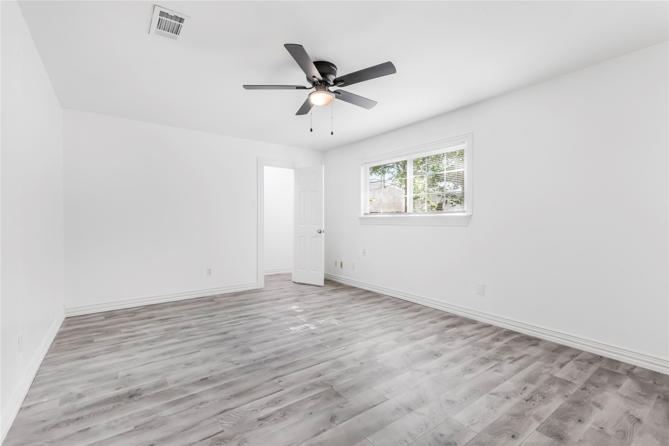 10124 Shayna Drive Dallas TX 75217