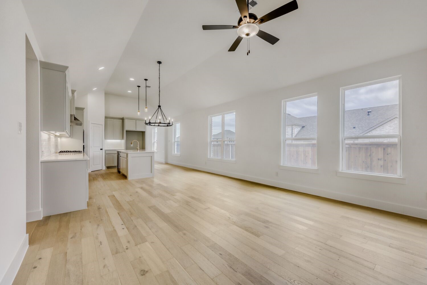6024 Silverstein Street Fort Worth TX 76126