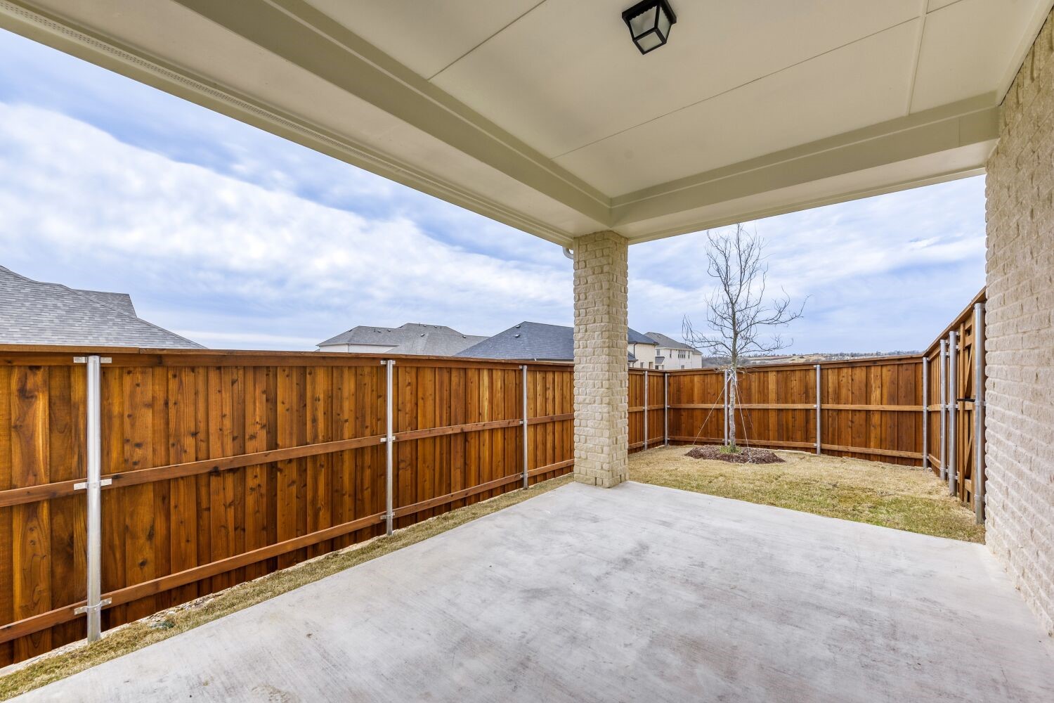6024 Silverstein Street Fort Worth TX 76126