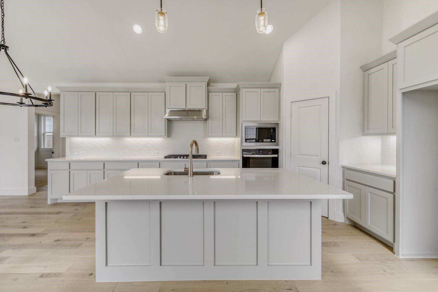 6024 Silverstein Street Fort Worth TX 76126