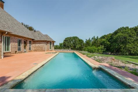 104 Tananger Springs Drive Denison TX 75021