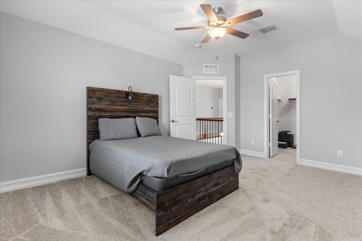 817 Crest Breeze Drive Fort Worth TX 76052
