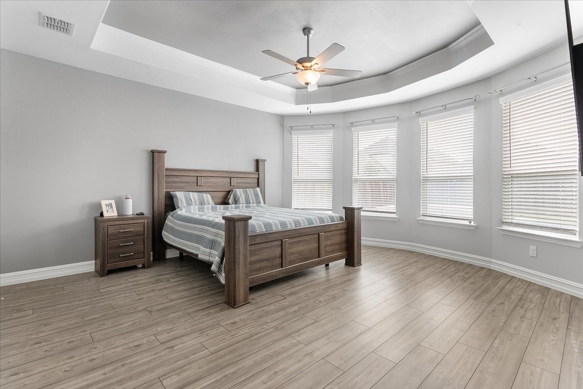 817 Crest Breeze Drive Fort Worth TX 76052