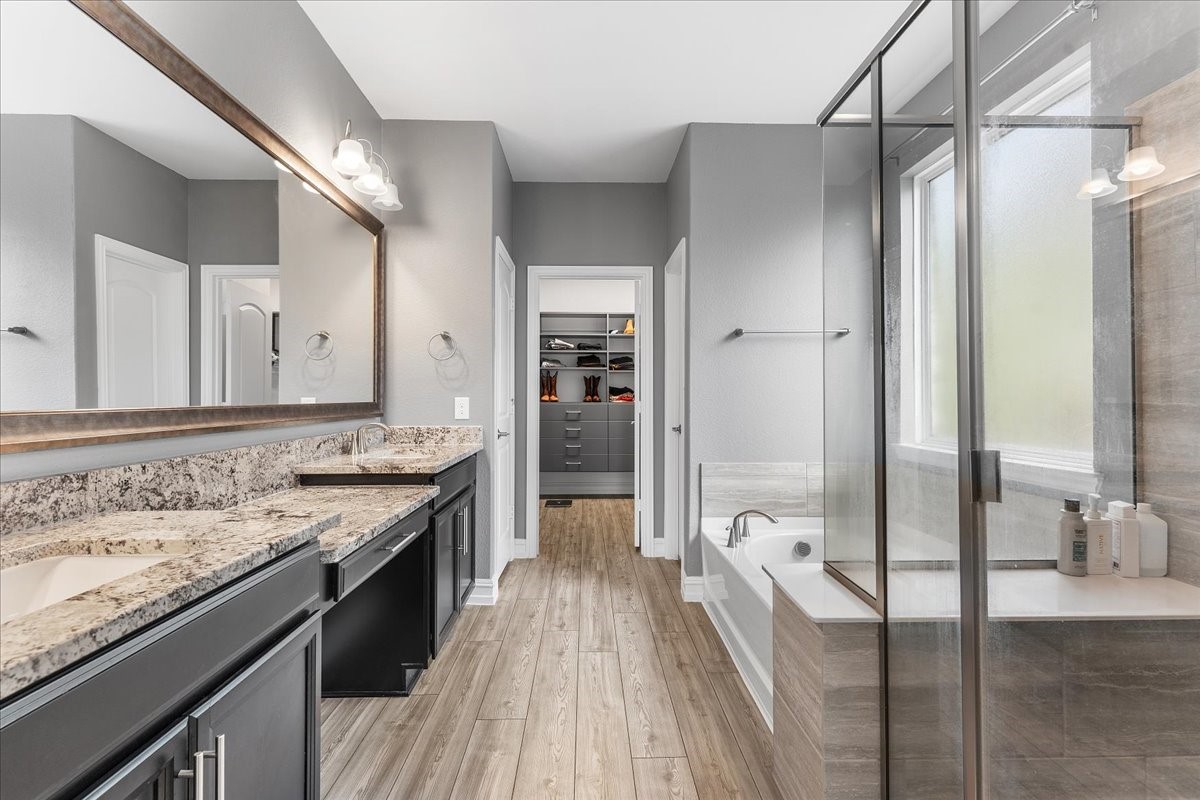 817 Crest Breeze Drive Fort Worth TX 76052