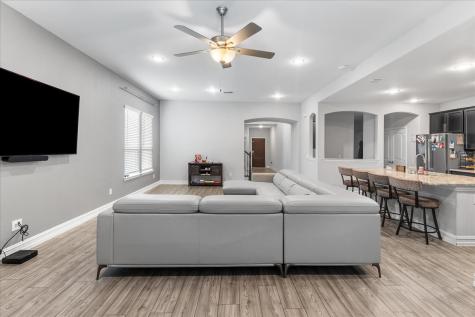 817 Crest Breeze Drive Fort Worth TX 76052