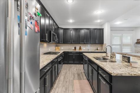 817 Crest Breeze Drive Fort Worth TX 76052