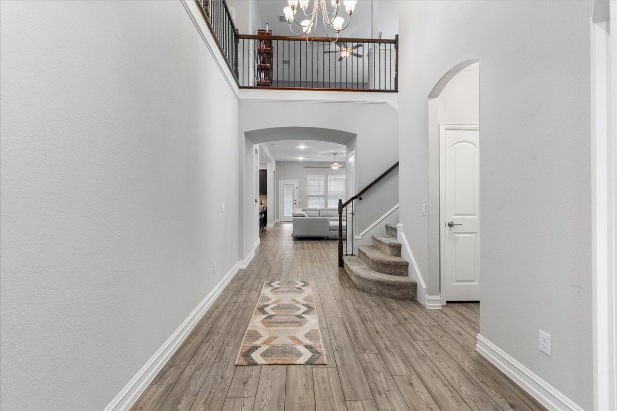 817 Crest Breeze Drive Fort Worth TX 76052