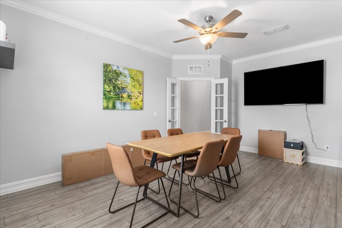 817 Crest Breeze Drive Fort Worth TX 76052