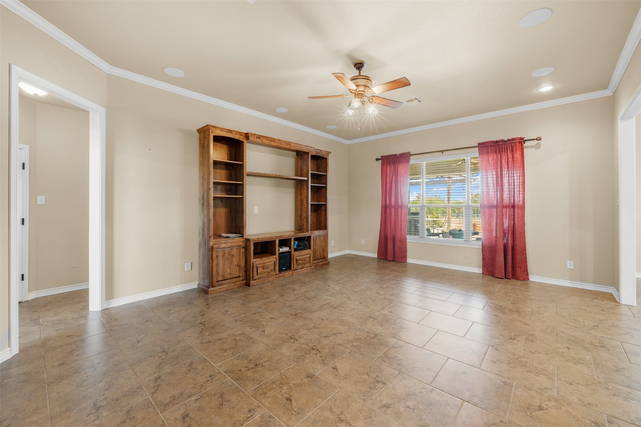 422 Callahan Loop Temple TX 76501