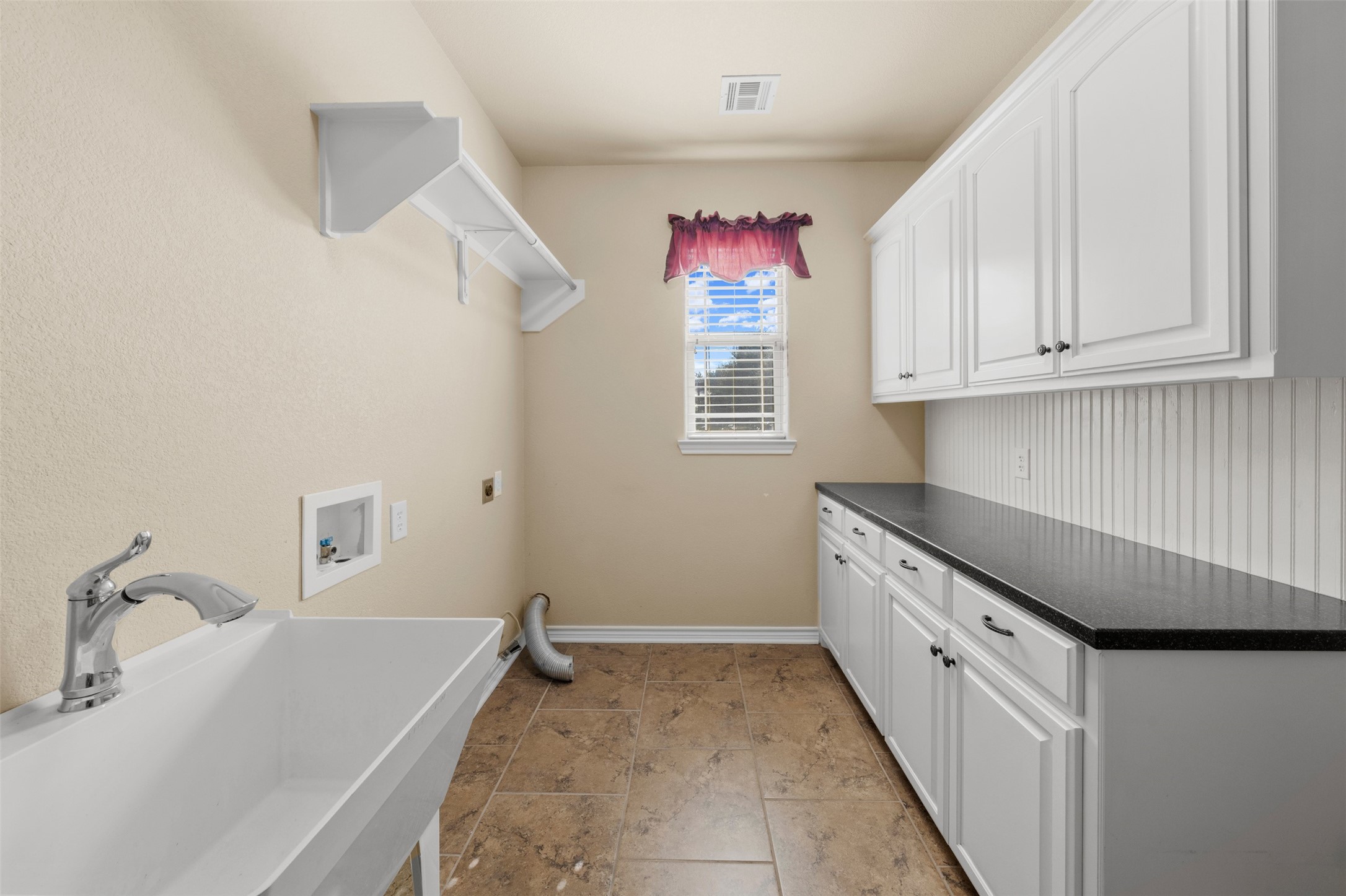 422 Callahan Loop Temple TX 76501