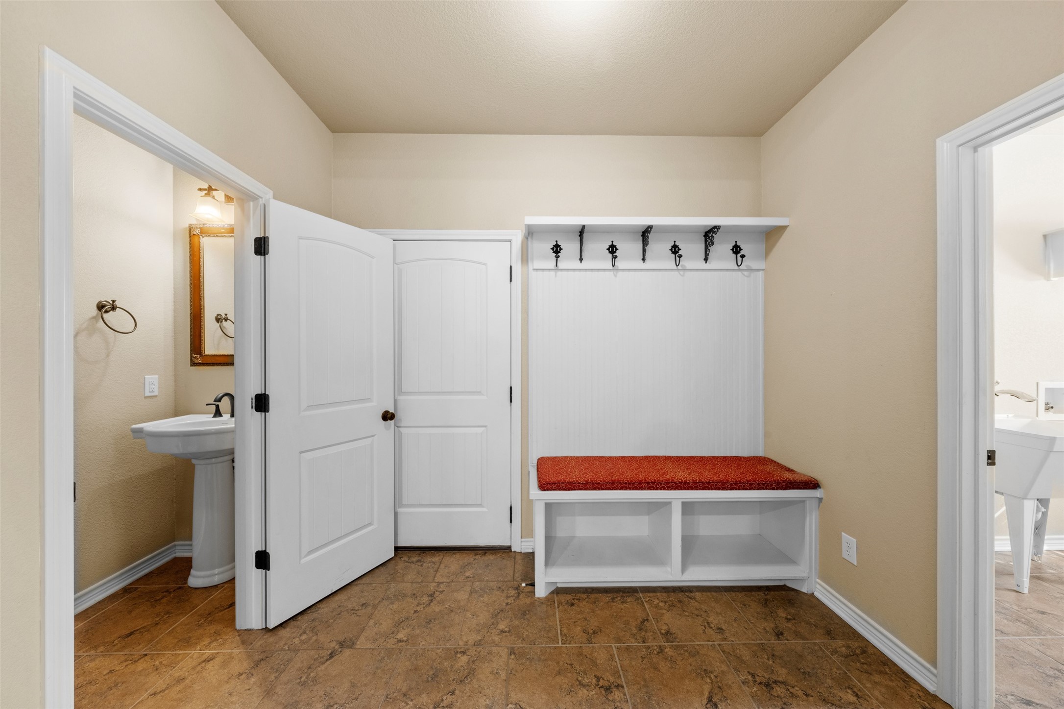 422 Callahan Loop Temple TX 76501