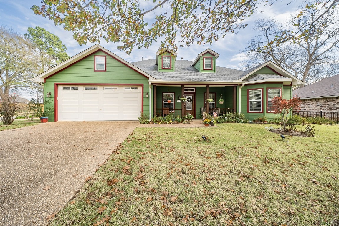 528 4th Street Chandler TX 75758