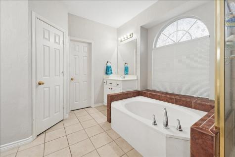 312 Foxglove Court Grand Prairie TX 75052