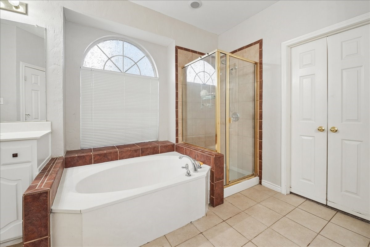 312 Foxglove Court Grand Prairie TX 75052