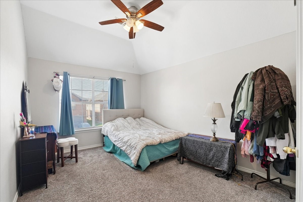 312 Foxglove Court Grand Prairie TX 75052