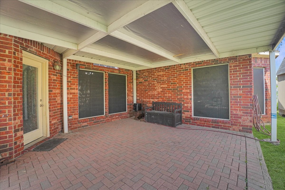 312 Foxglove Court Grand Prairie TX 75052