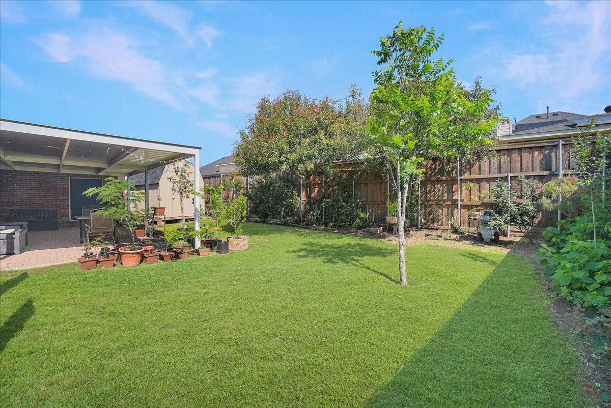 312 Foxglove Court Grand Prairie TX 75052