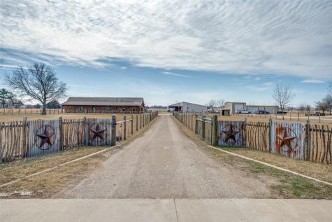 1147 Berend Road Pilot Point TX 76258