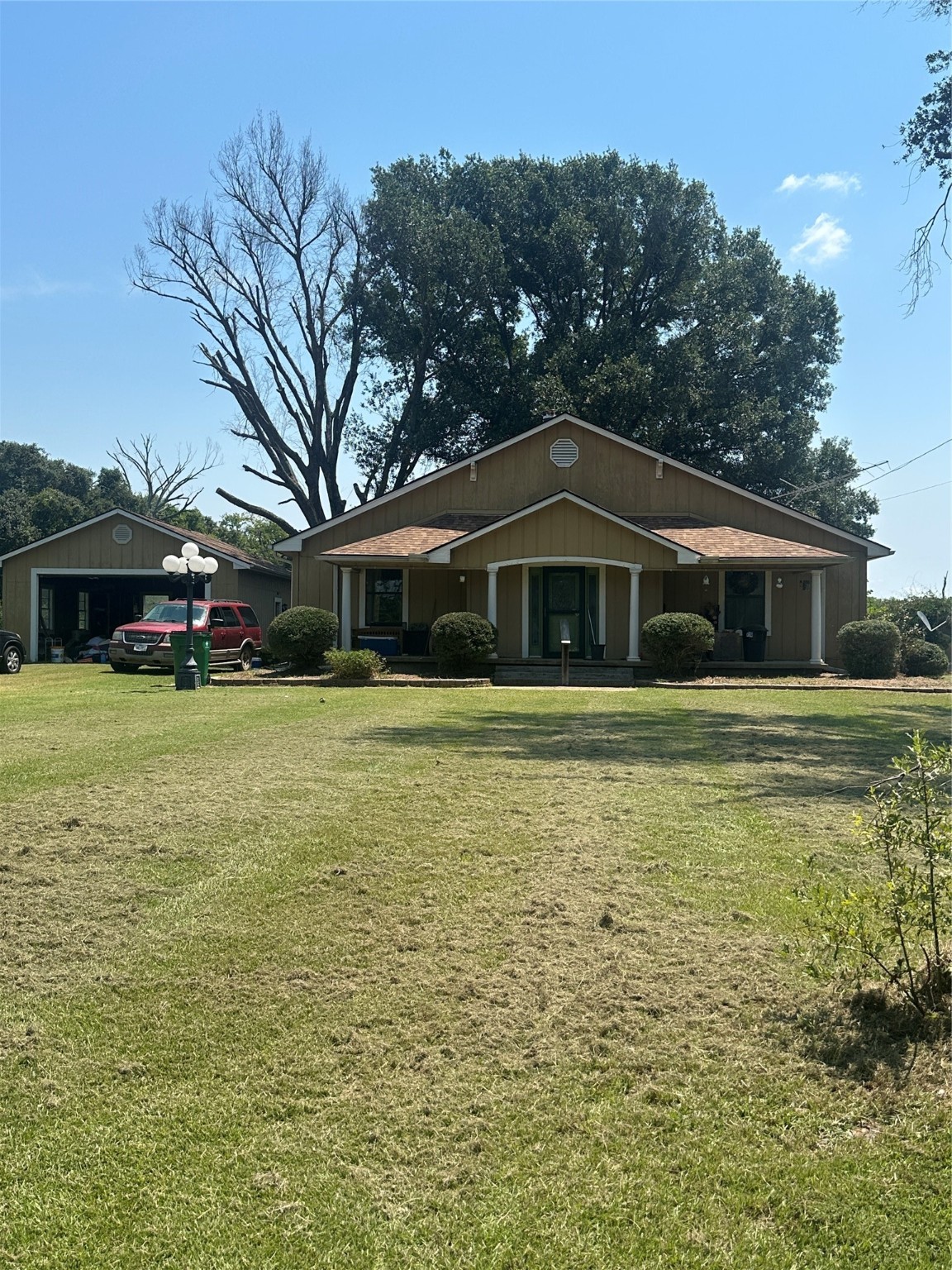 604 Wood Street Kemp TX 75143