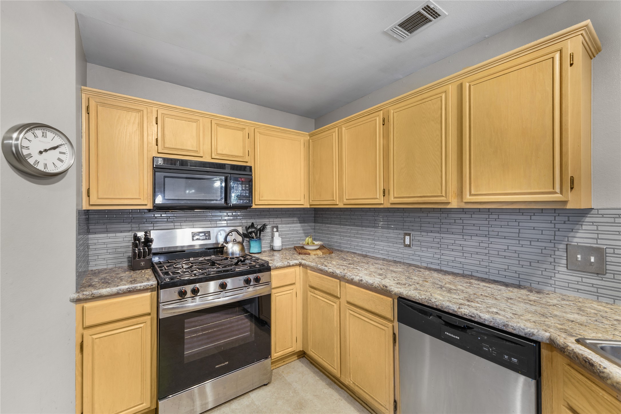 231 Juniper Ridge Circle Desoto TX 75115