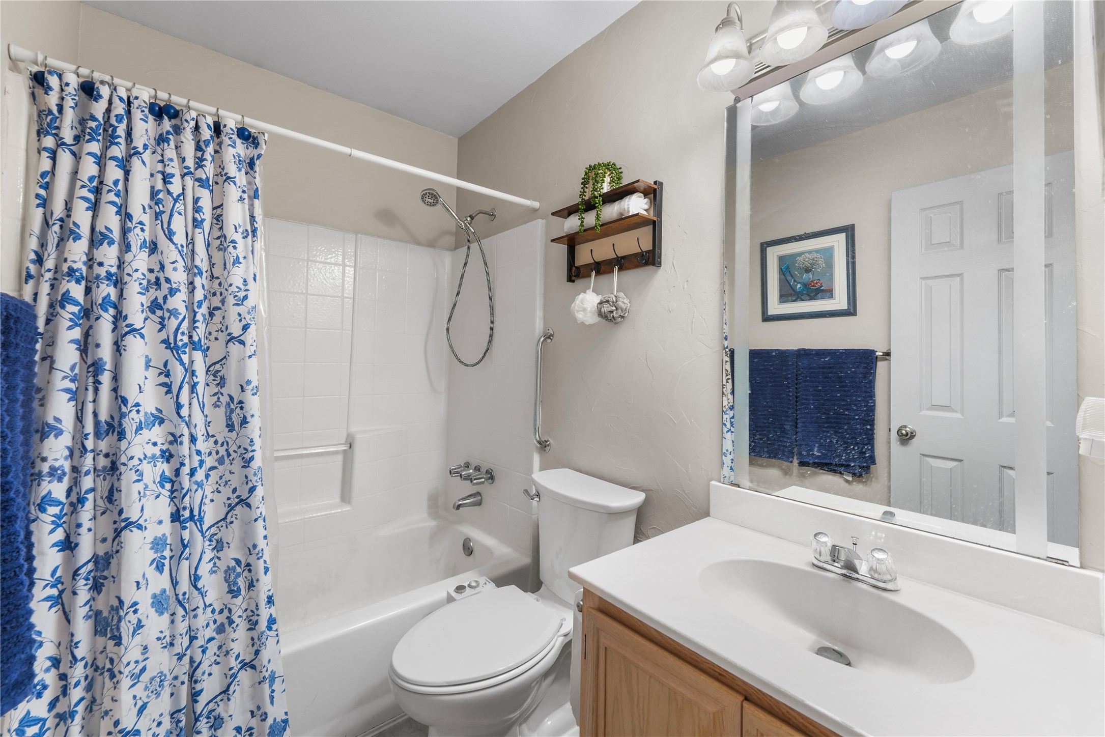 231 Juniper Ridge Circle Desoto TX 75115