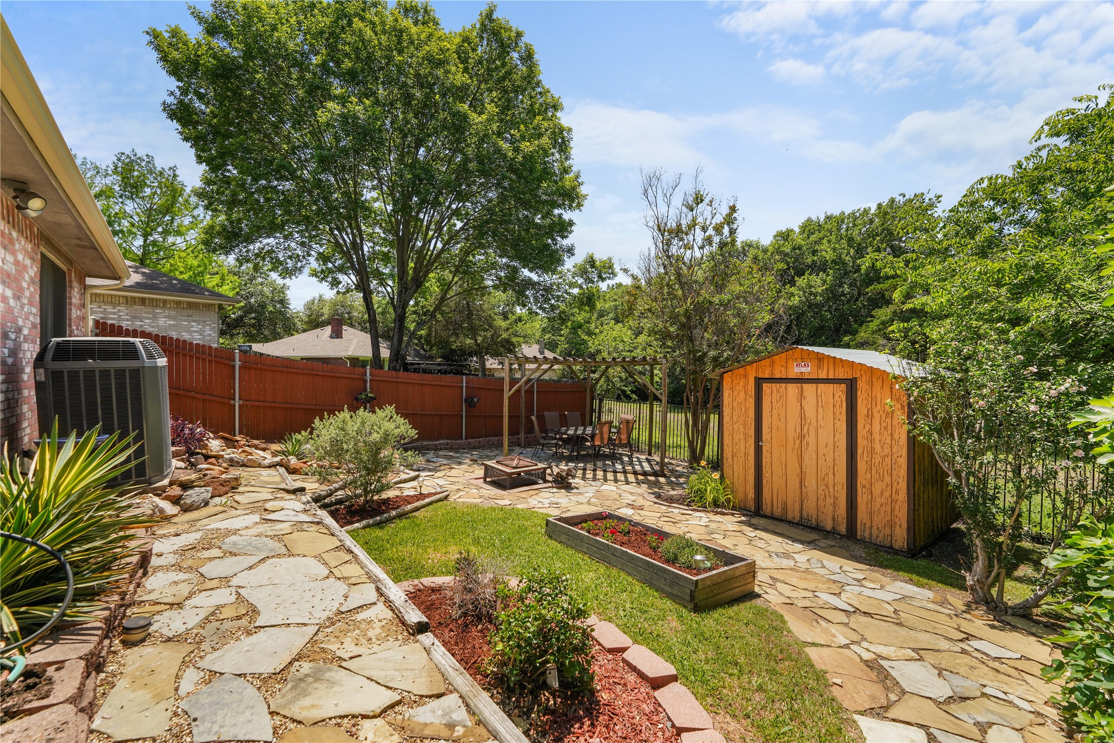 231 Juniper Ridge Circle Desoto TX 75115
