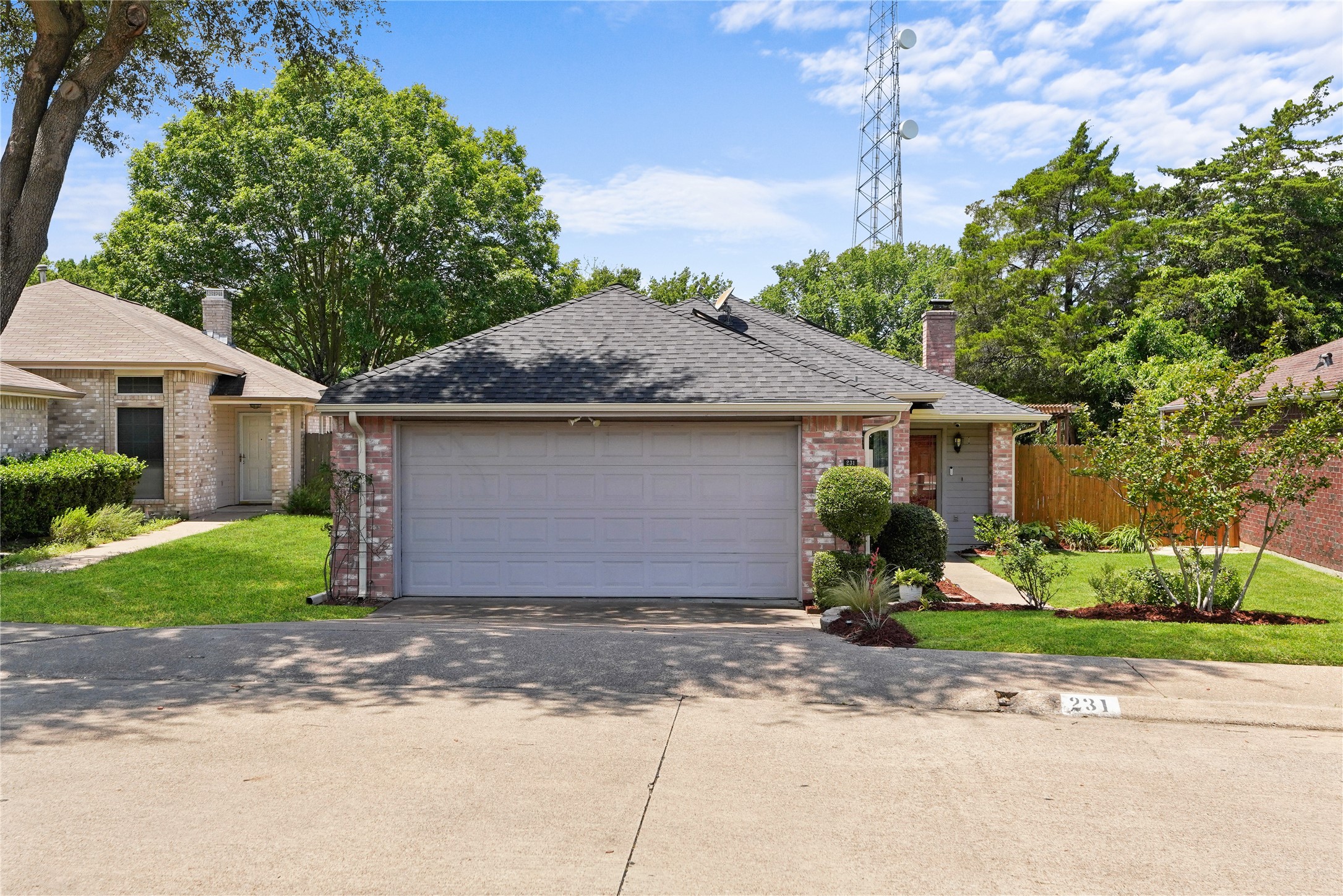 231 Juniper Ridge Circle Desoto TX 75115
