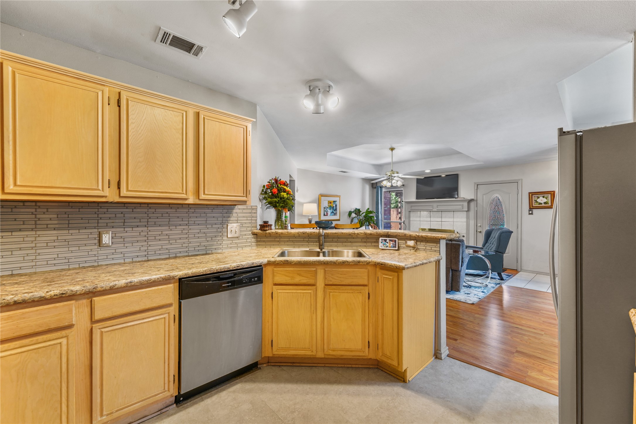 231 Juniper Ridge Circle Desoto TX 75115
