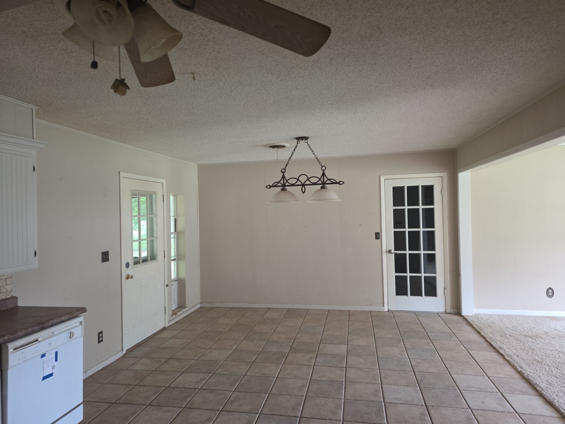709 Lee Street Bowie TX 76230
