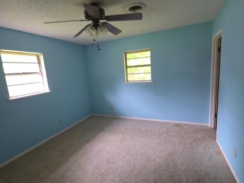 709 Lee Street Bowie TX 76230