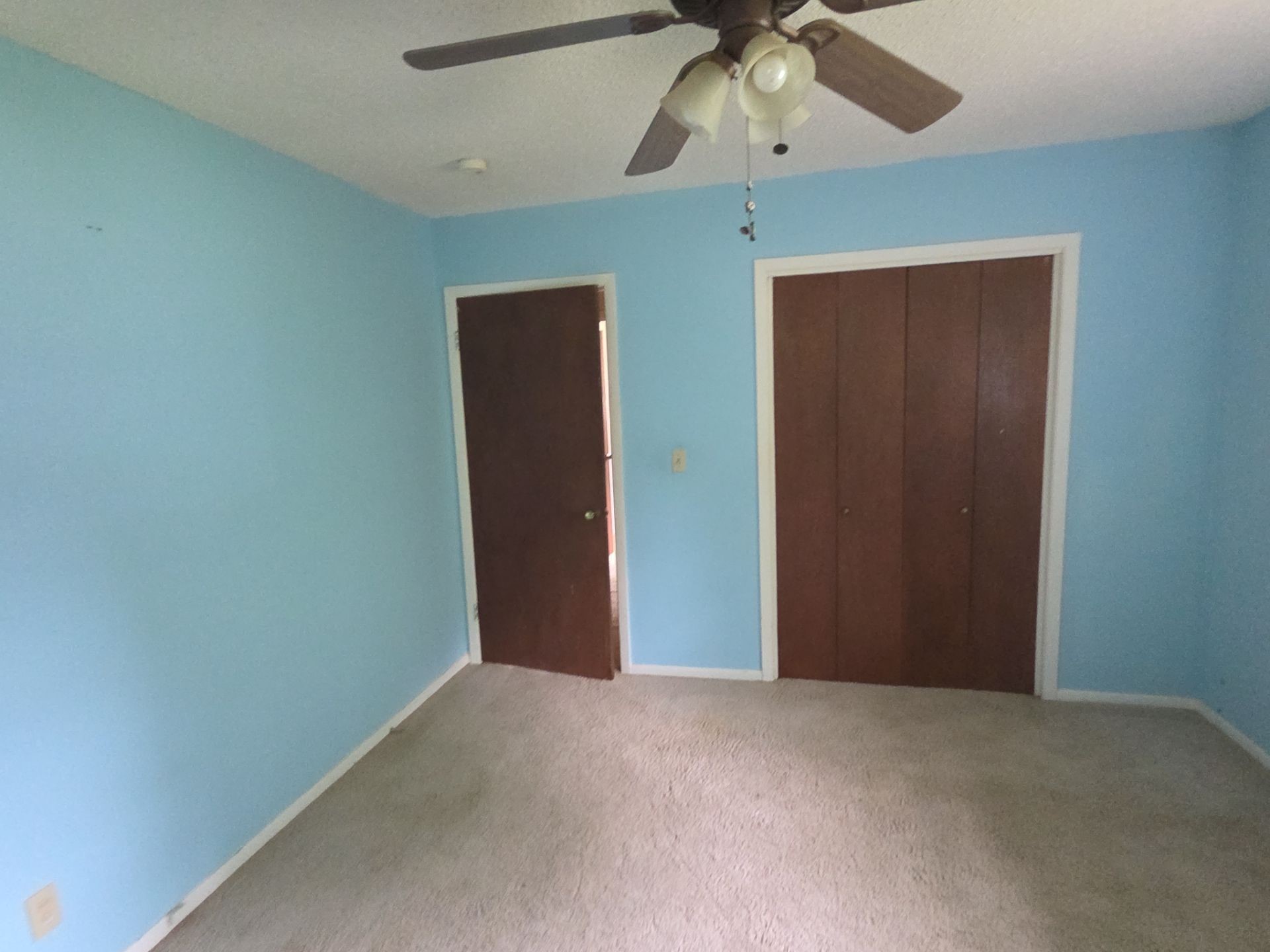 709 Lee Street Bowie TX 76230