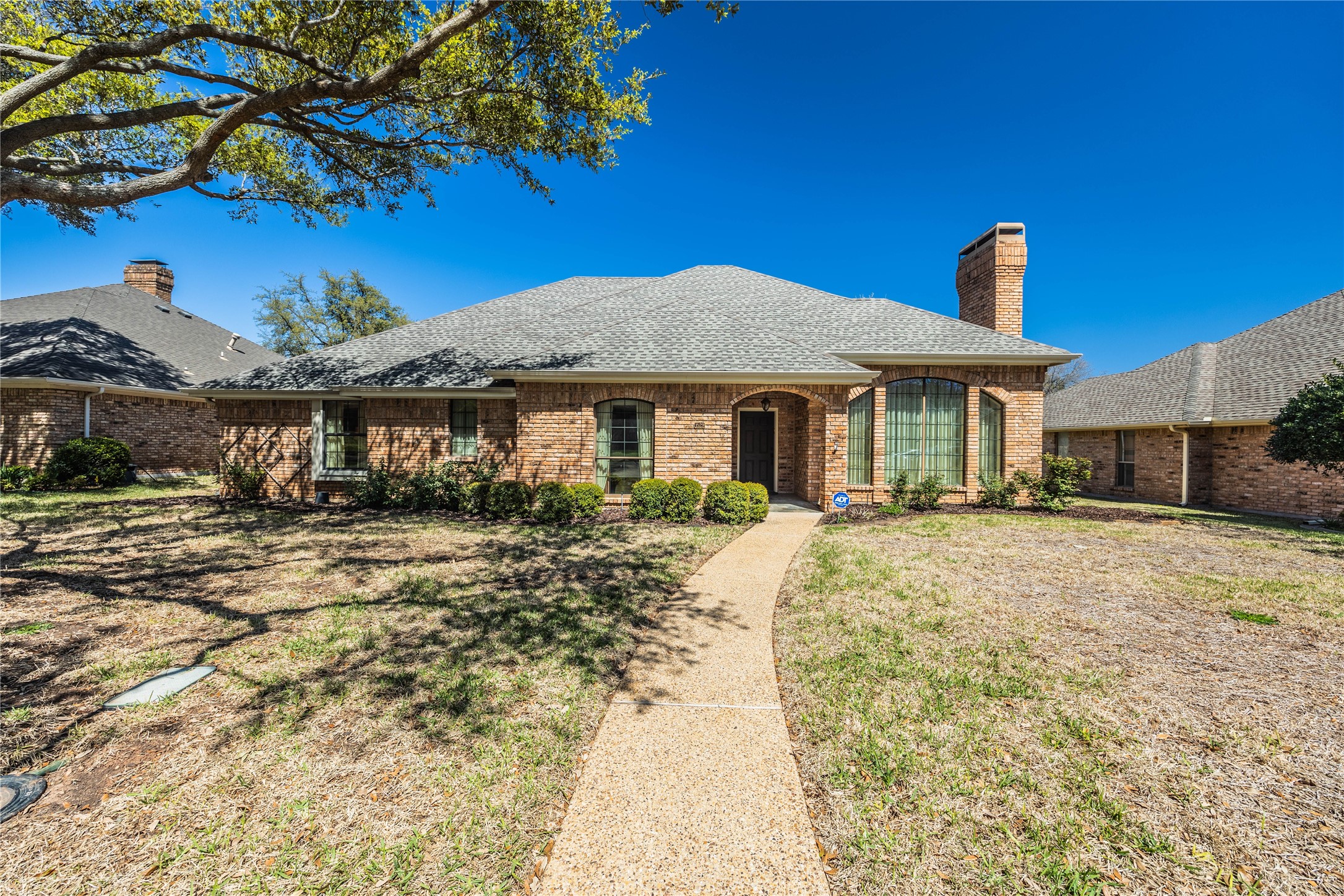 1529 Thistlewood Drive Desoto TX 75115