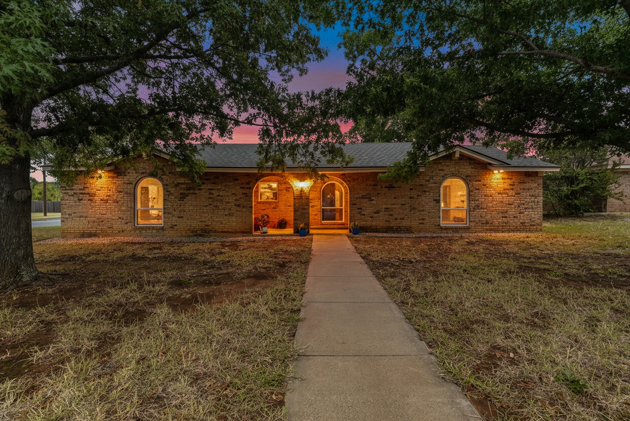 1201 Randy Graham TX 76450