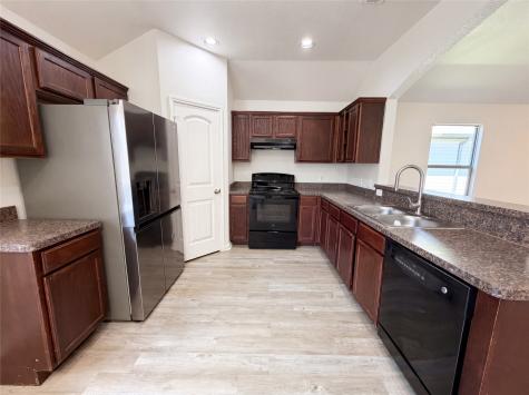 2824 Saint Bernard Drive Dallas TX 75233