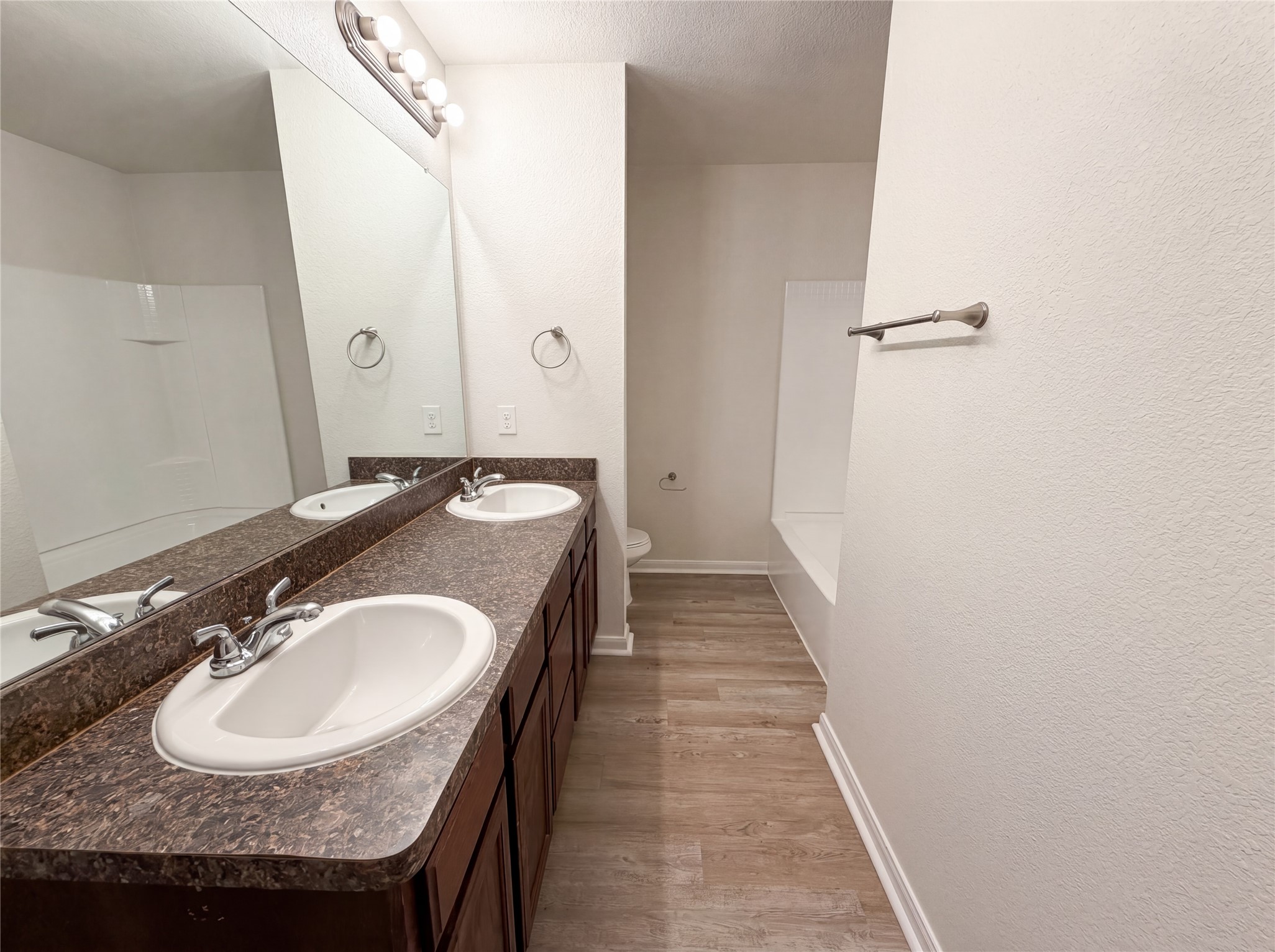 2824 Saint Bernard Drive Dallas TX 75233