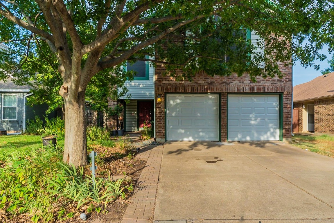 921 Sylvan Creek Drive Lewisville TX 75067