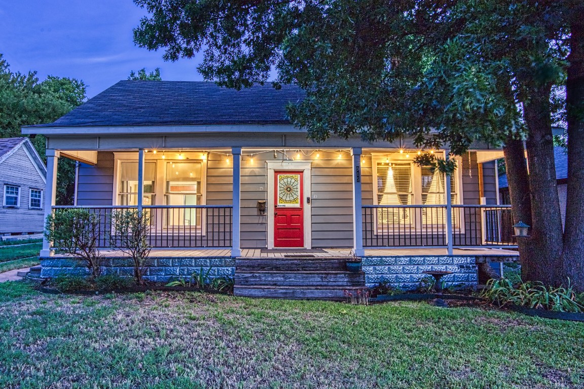 915 W Houston Street Sherman TX 75092
