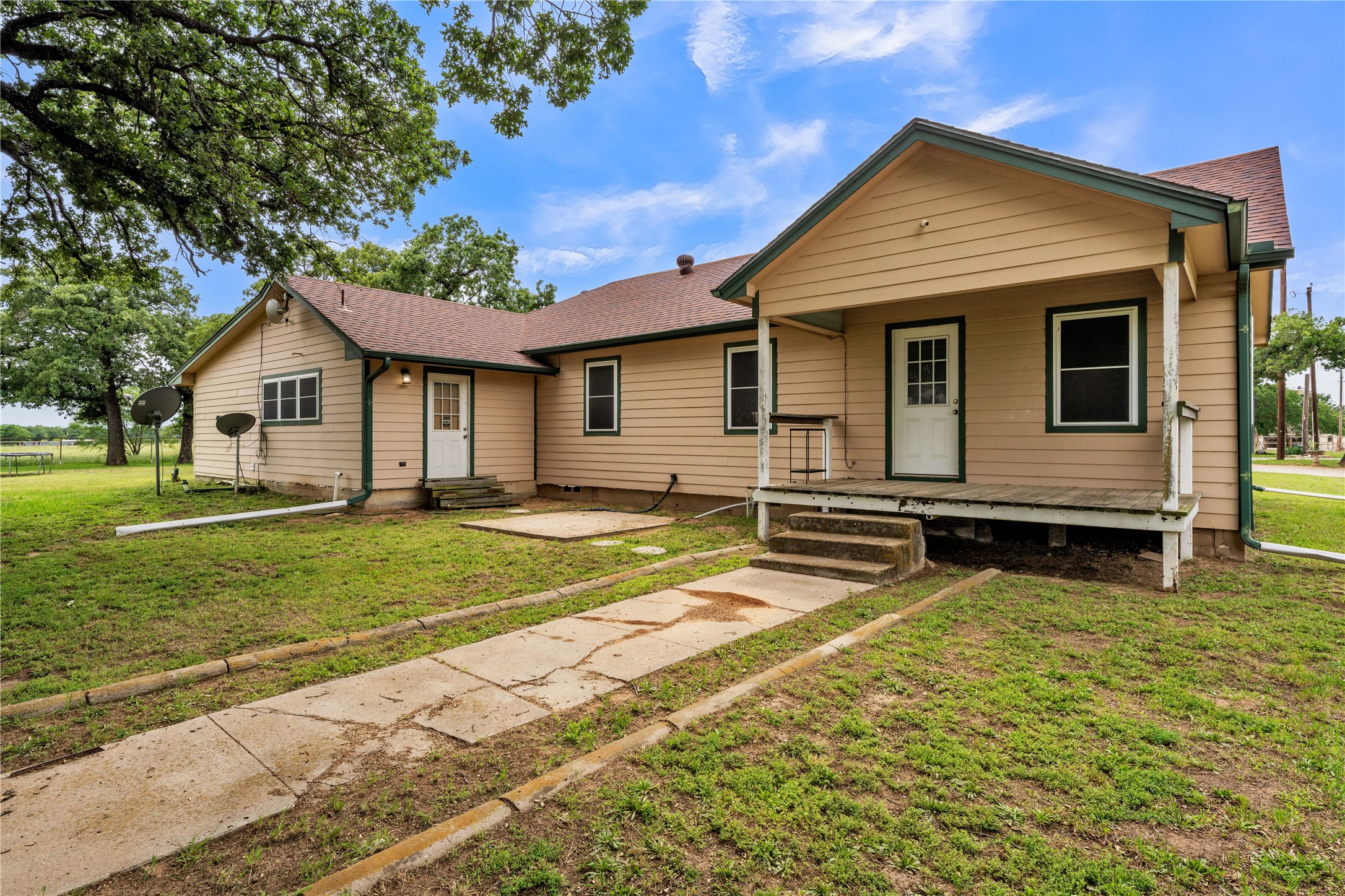 209 Dixie Road Weatherford TX 76087